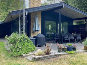 Peaceful Holiday Home in V ggerl se With Terrace, Bogø By